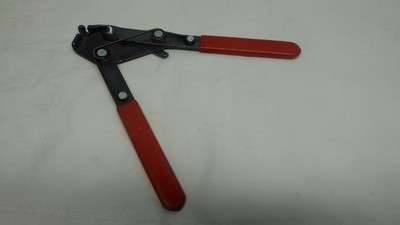 bicycle third hand tool
